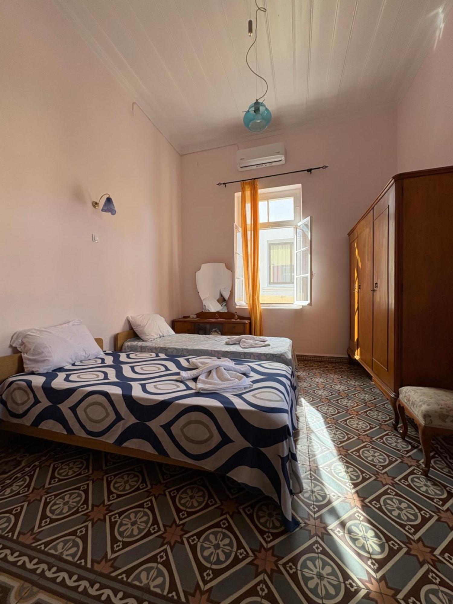 Shared House , Private Rooms With Garden Χανιά Εξωτερικό φωτογραφία